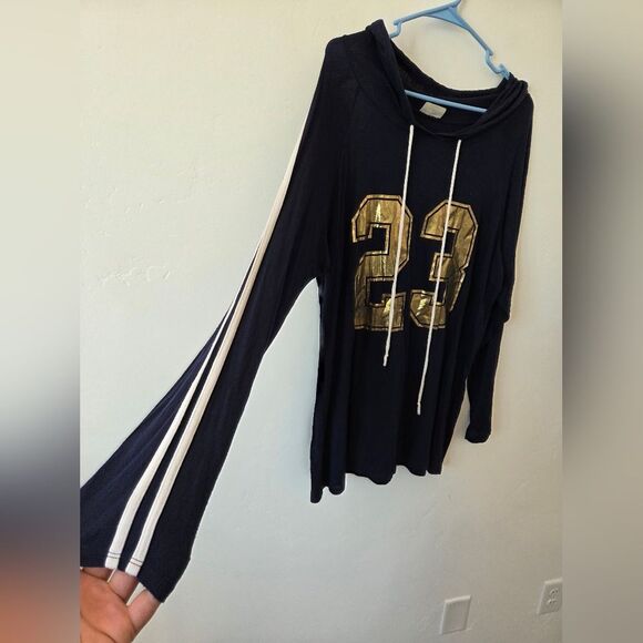 Free Kisses 23 Plus Size 1X Navy Hooded Sweatshirt Lightweight Sporty Casual - Picture 7 of 10